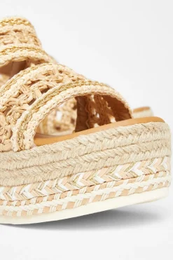 Quiz Sandals|Holiday Shoes><noscript><img width=