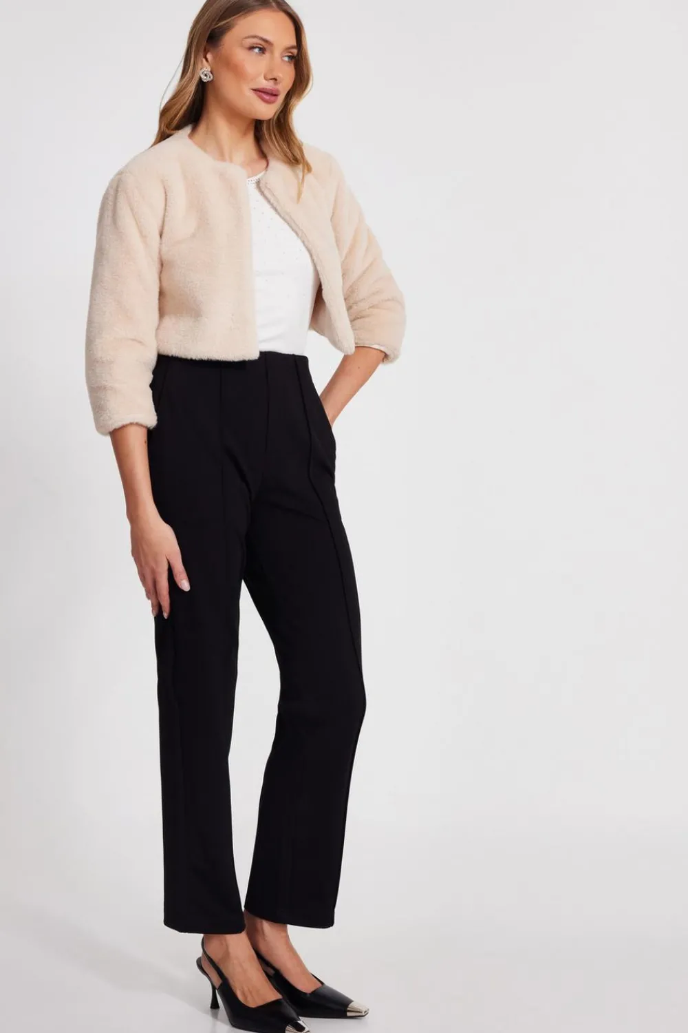 Quiz Occasion Cover-Ups|Capes & Ponchos>Faux Fur Crop Sleeve Cape