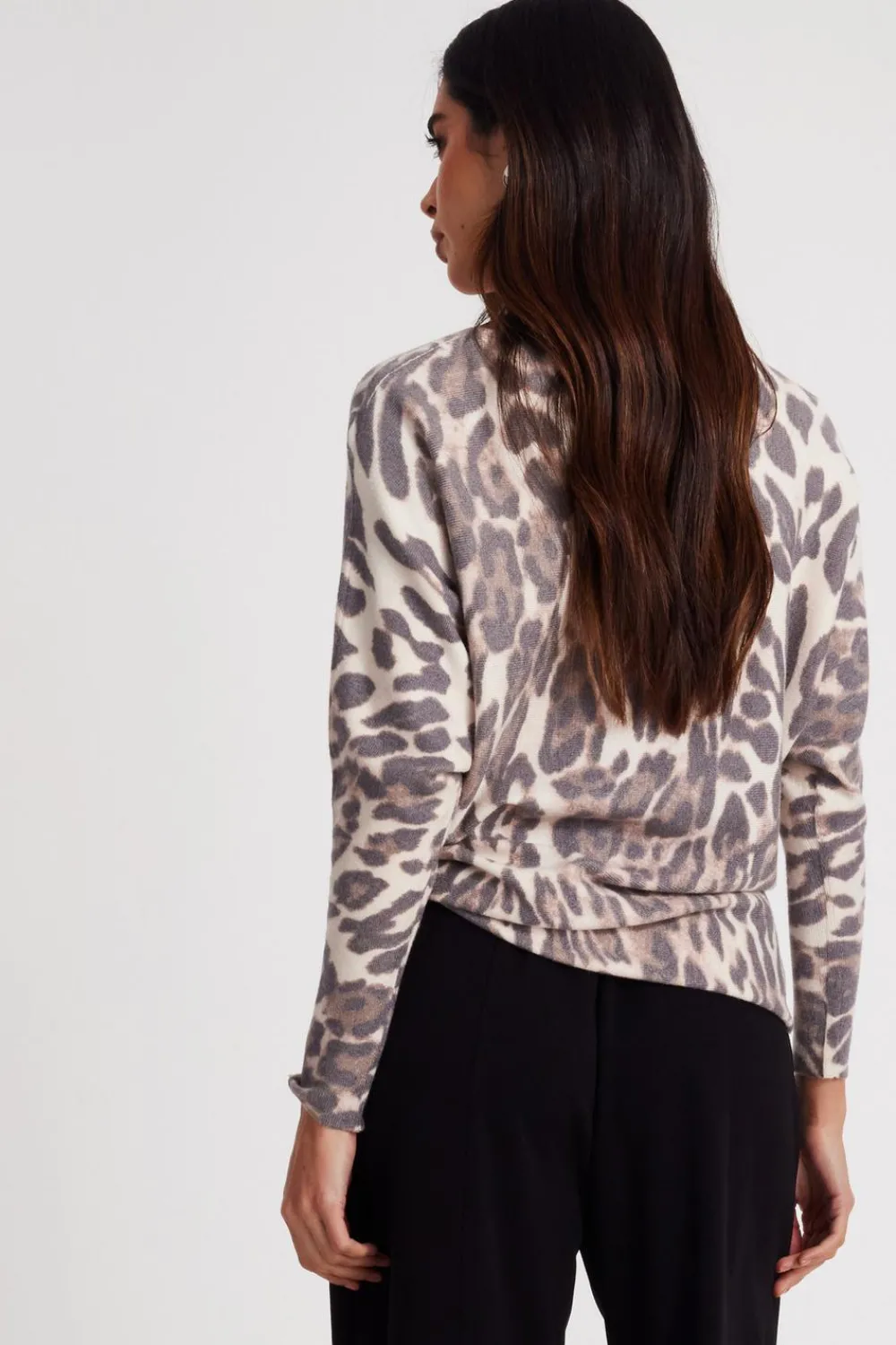 Quiz Knitwear|Jumpers>Beige Knit Leopard Print Jumper