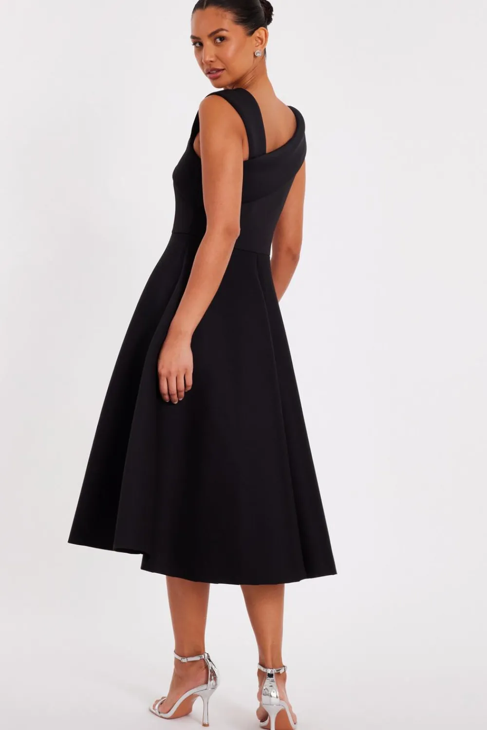 Quiz Day At The Races|Dresses>Asymmetric Midi Dress