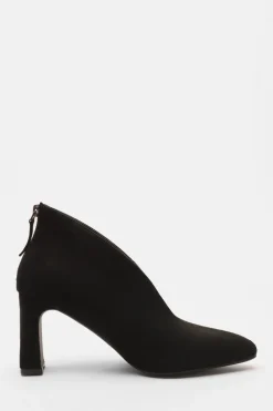 Quiz Boots><noscript><img width=