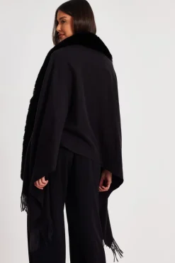 Quiz Capes & Ponchos><noscript><img width=