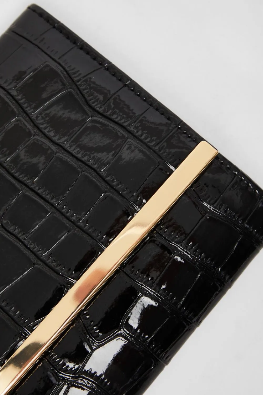 Quiz Bags>Black Faux Leather Croc Print Bag
