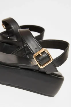 Quiz Sandals|Holiday Shoes><noscript><img width=