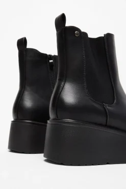 Quiz Wedges|Boots><noscript><img width=
