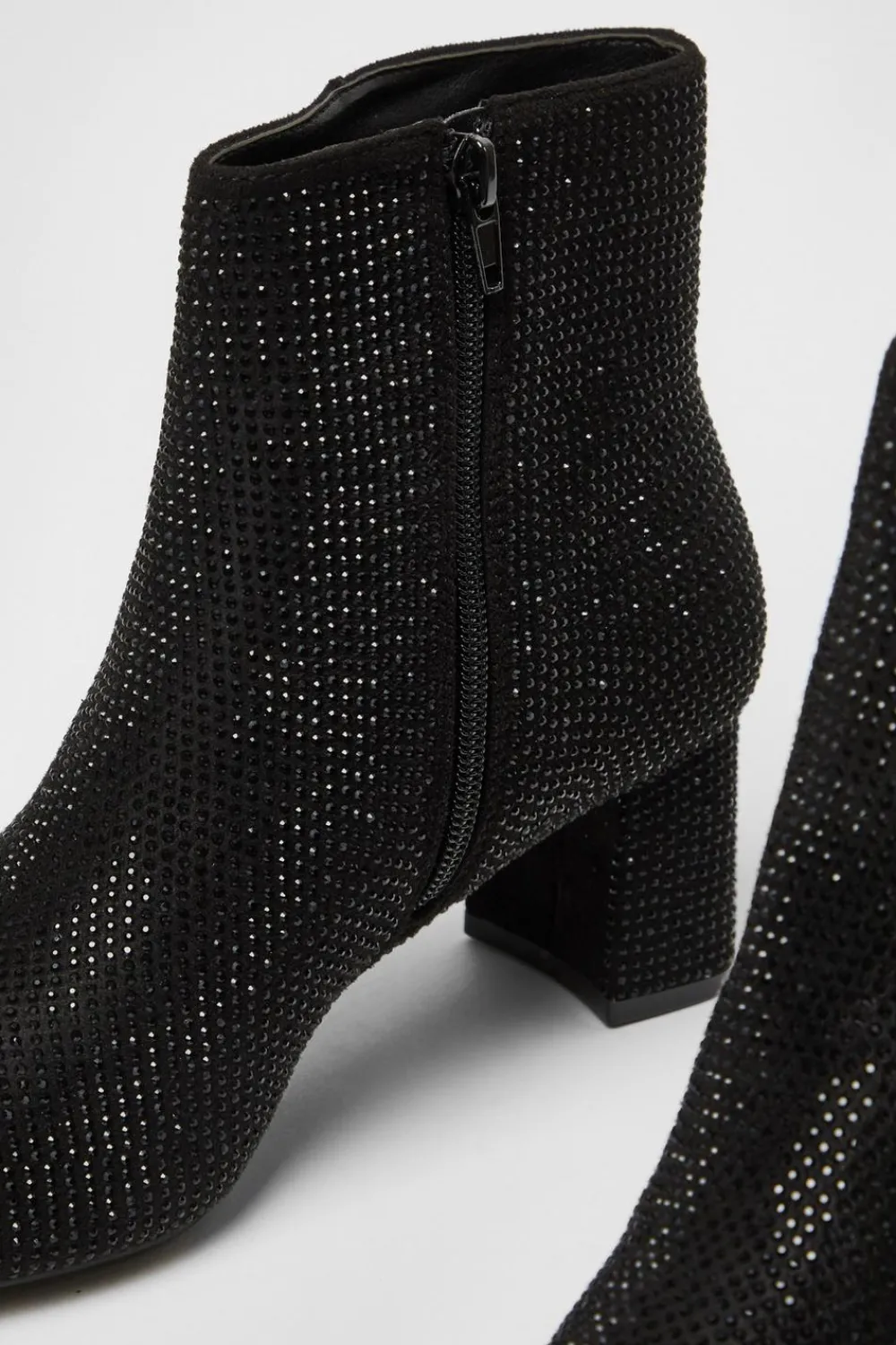 Quiz Boots>Black Faux Suede Diamante Ankle Boot