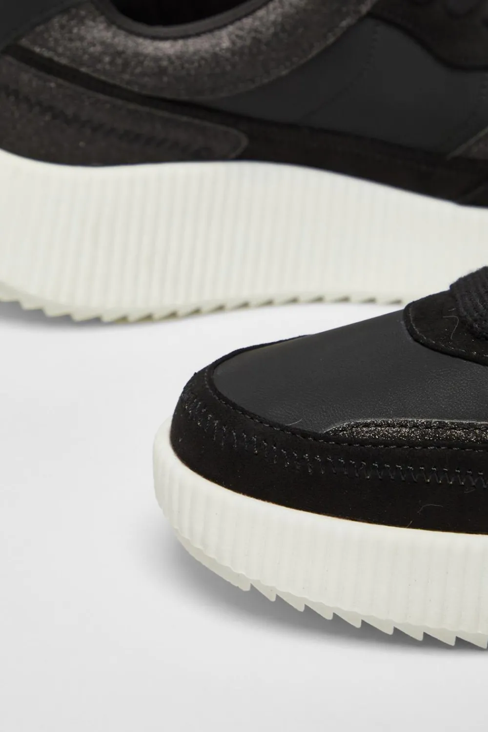 Quiz Trainers>Black Glitter Chunky Trainers