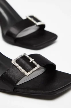 Quiz Sandals|Occasion Shoes><noscript><img width=