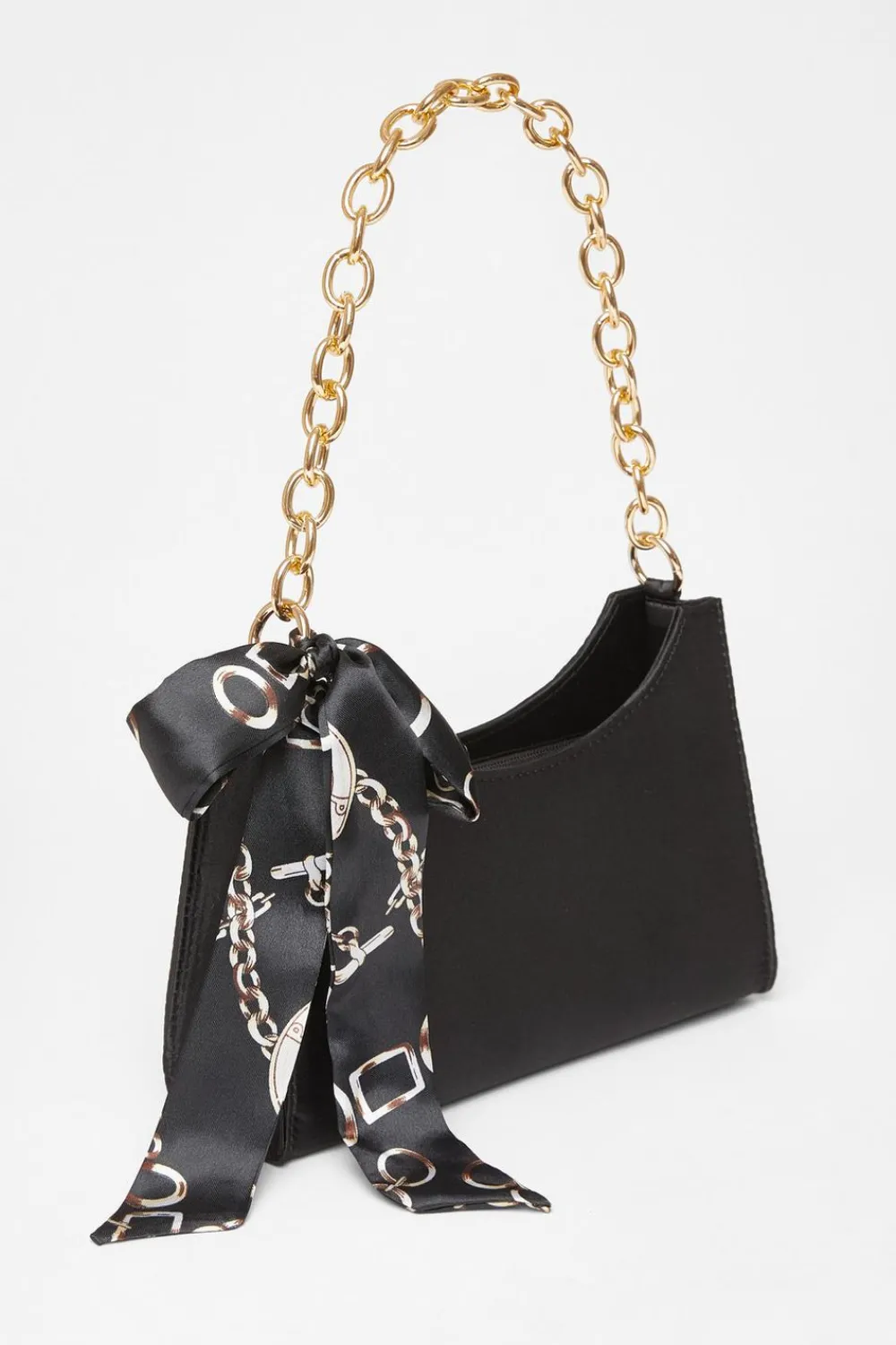 Quiz Bags>Satin Chain Shoulder Bag
