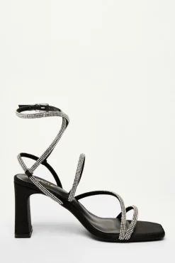 Quiz Sandals|Heels><noscript><img width=