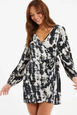 Quiz Wrap Dresses|Satin Dresses>Black Satin Marble Print Wrap Dress
