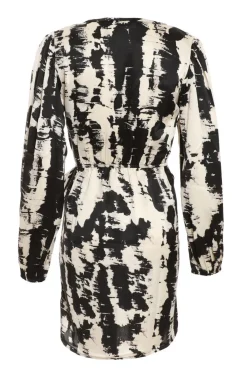Quiz Wrap Dresses|Satin Dresses><noscript><img width=