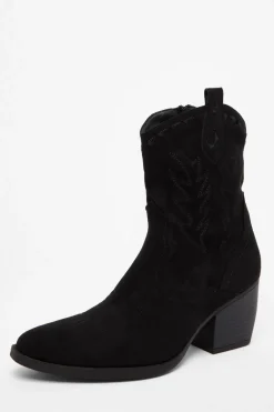 Quiz Boots>Black Western Ankle Boots
