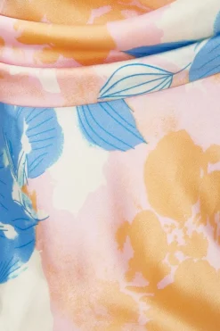Quiz Day At The Races|Summer Clothes><noscript><img width=