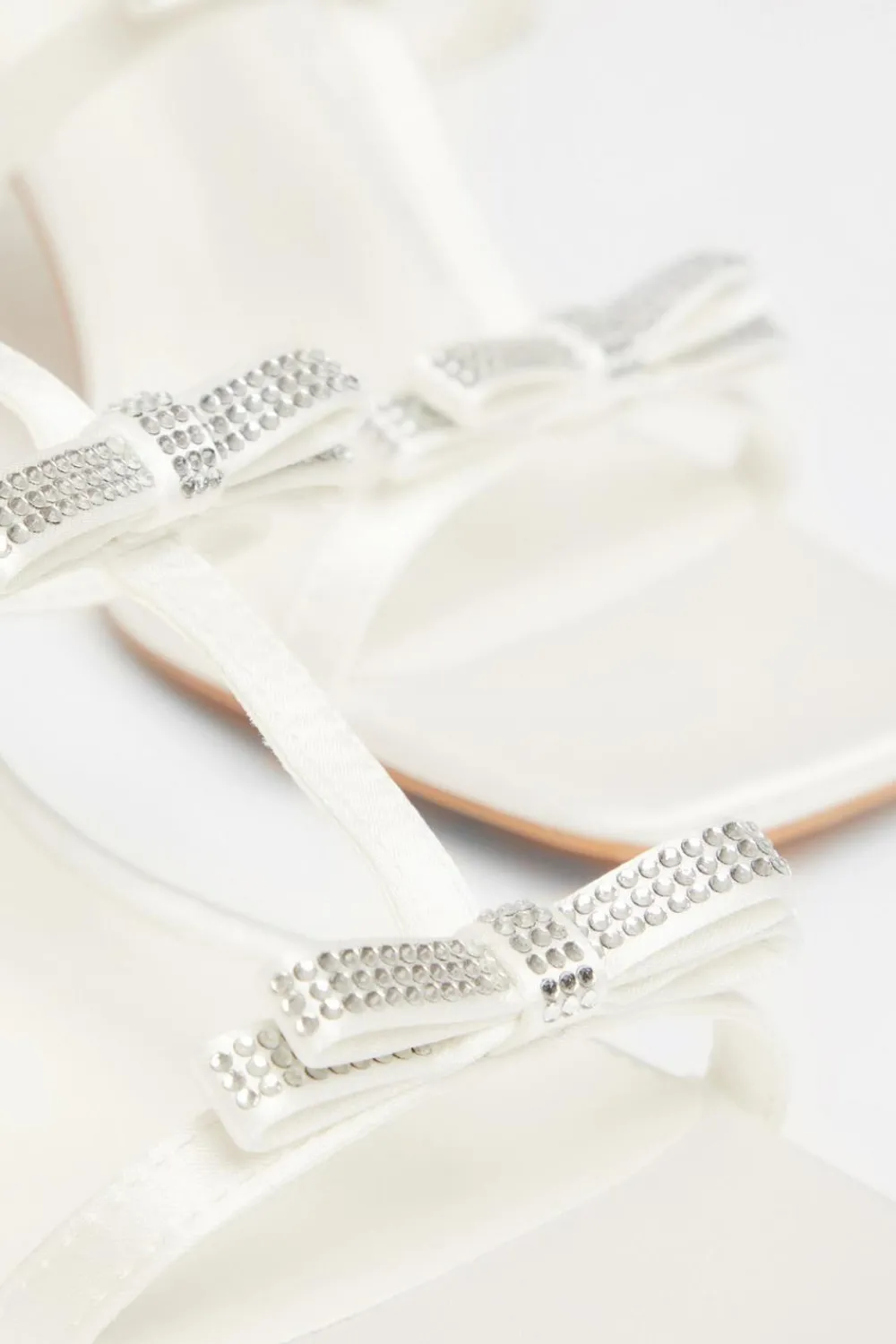Quiz Heels|Bridal Shoes>Bridal White Diamante Bow Heels
