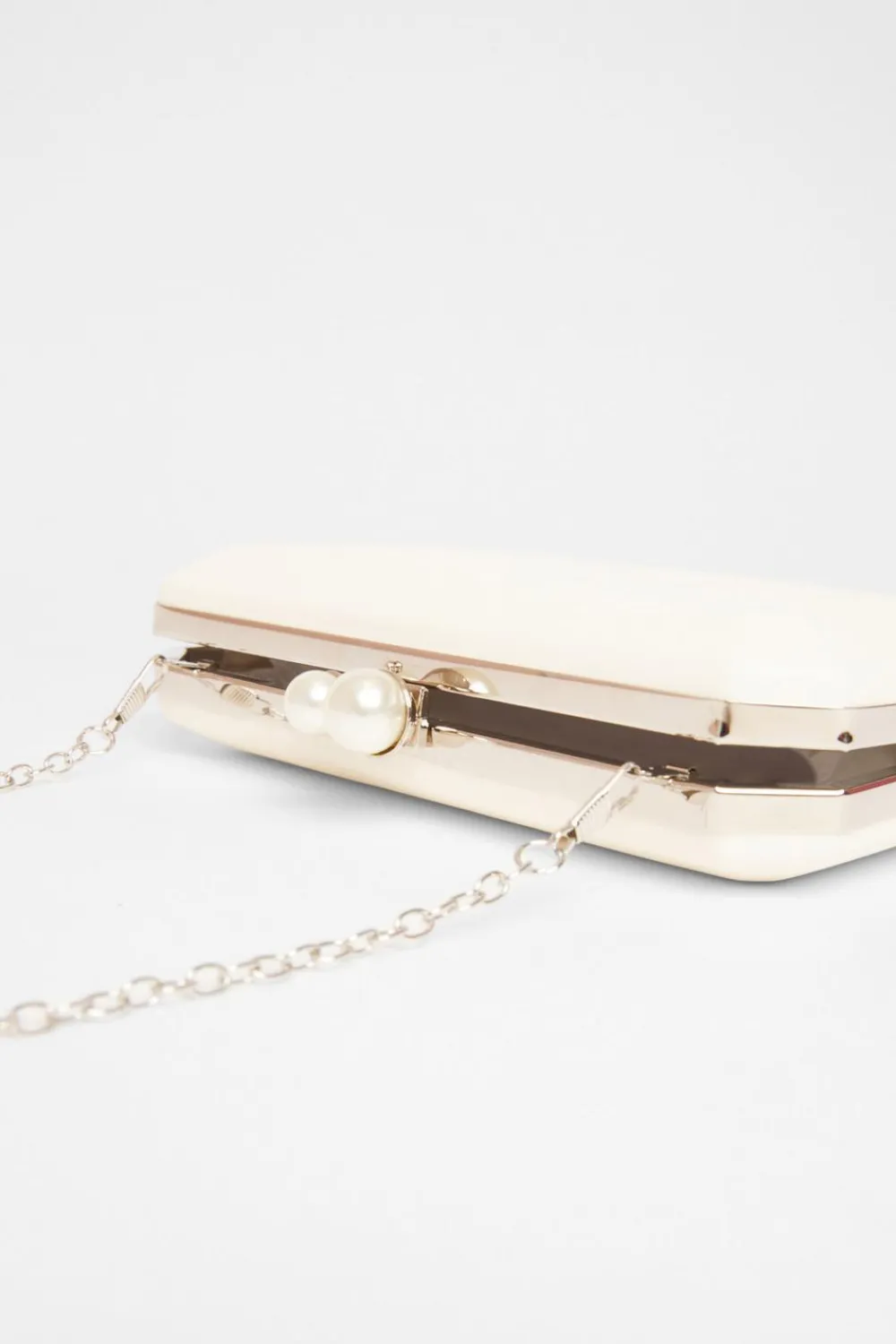 Quiz Wedding Accessories|Bride To Be>Bridal White Pearl Clasp Box Bag
