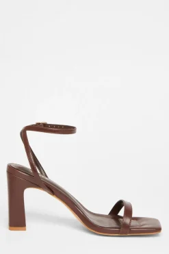 Quiz Heels><noscript><img width=
