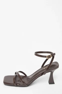 Quiz Heels>Patent Flared Heels