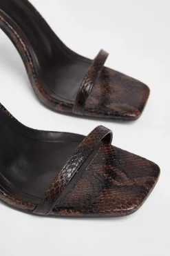 Quiz Heels><noscript><img width=