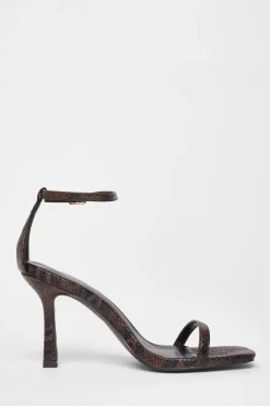 Quiz Heels><noscript><img width=