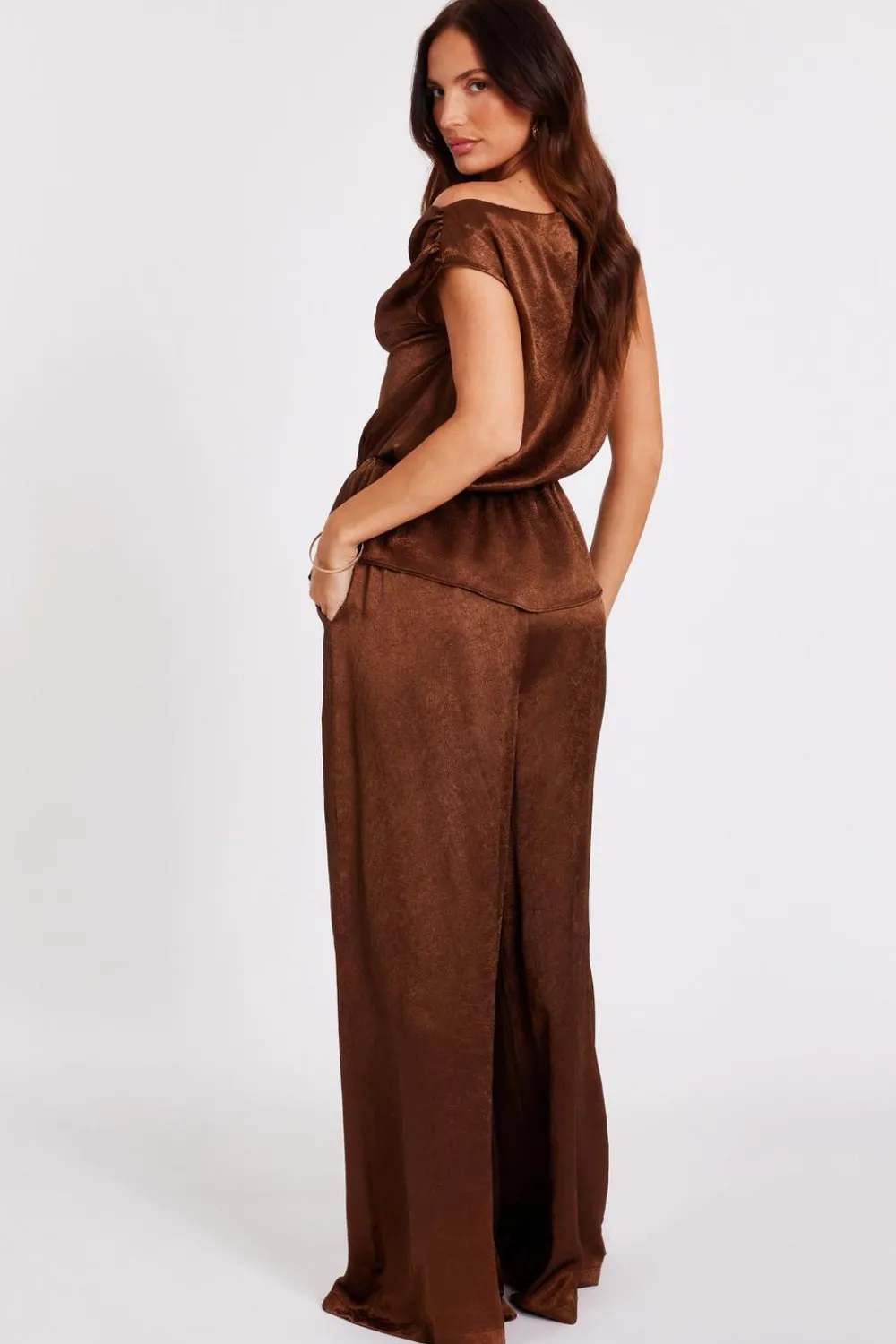 Quiz Trousers|Going Out>Brown Textured Satin Palazzo Trousers
