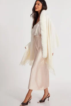 Quiz Capes & Ponchos><noscript><img width=