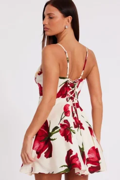 Quiz Day At The Races|Florals><noscript><img width=