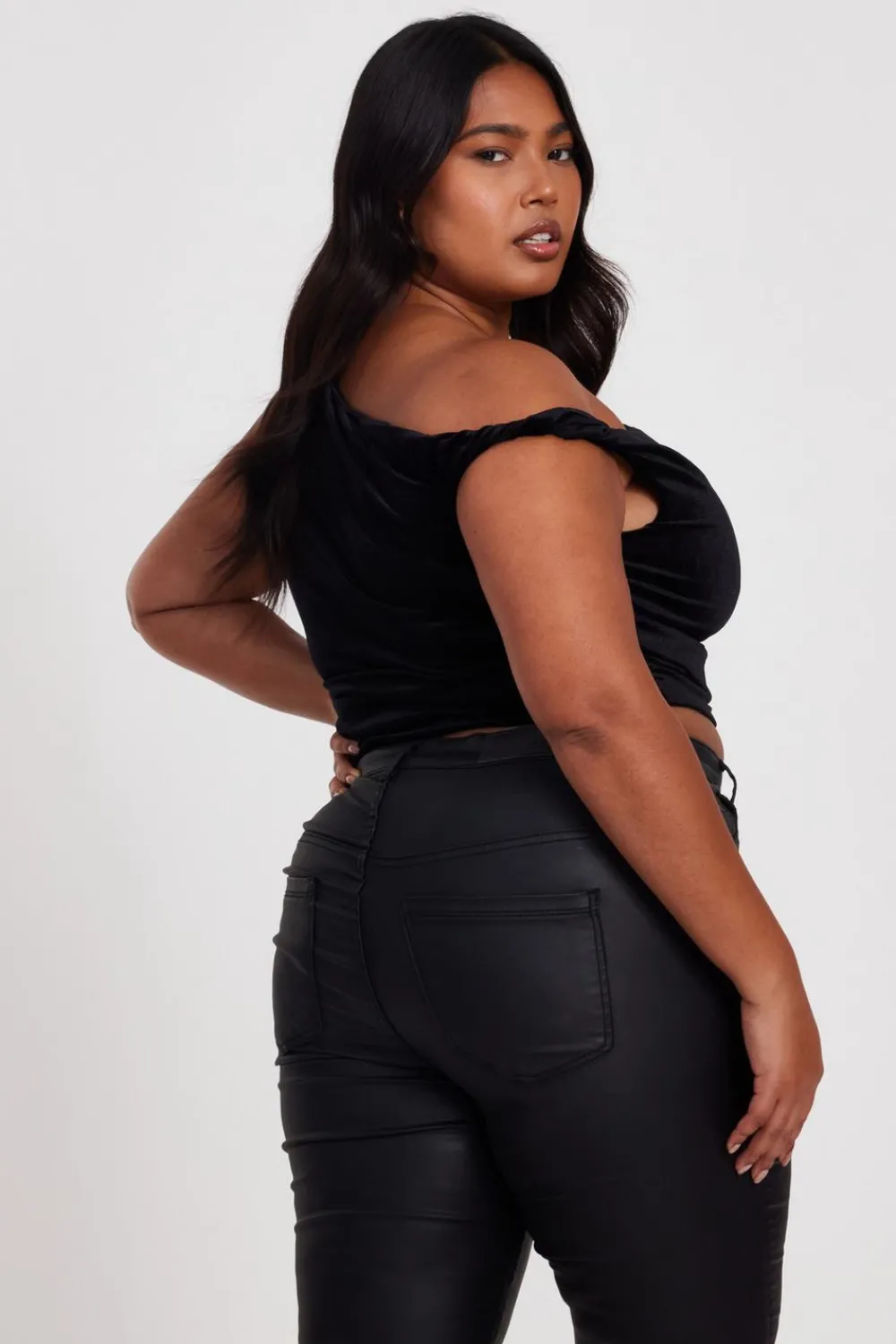 Quiz Going Out Tops|Tops>Curve Black Velvet Twisted Top