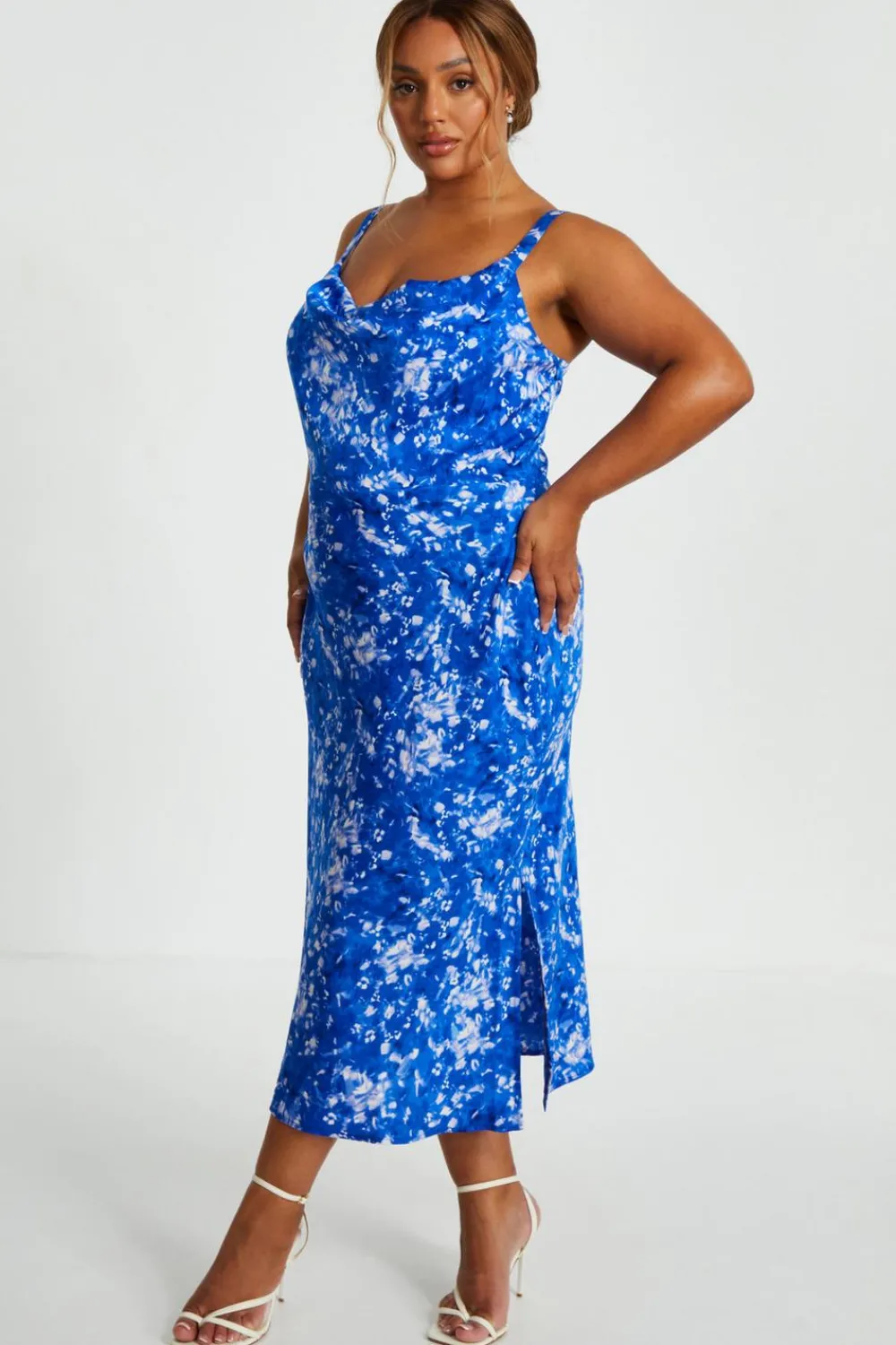 Quiz Christening Guest|Summer Clothes>Curve Blue Ditsy Floral Satin Midaxi Dress