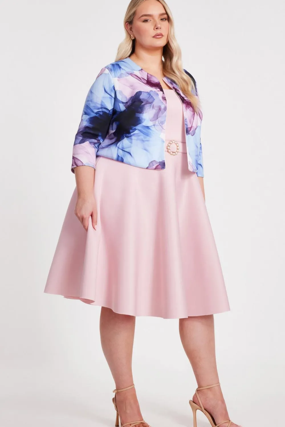 Quiz Day At The Races|Christening Guest>Curve Light Blue Floral Cropped Jacket