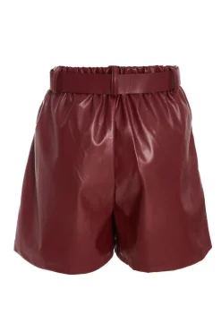 Quiz Trending: Red|Skirts><noscript><img width=