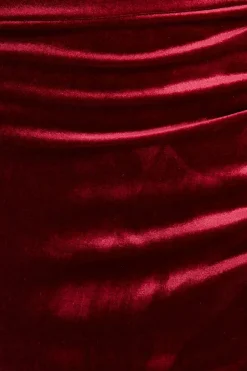 Quiz Trending: Red|Wedding Guest Dresses><noscript><img width=