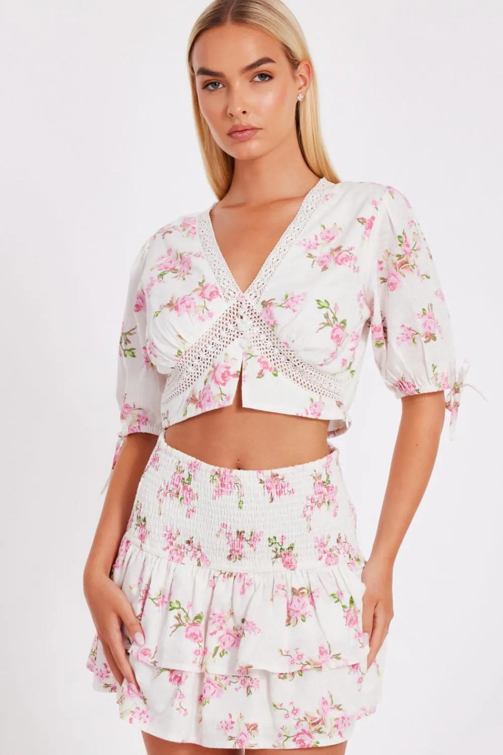Quiz Summer Tops|Day Tops>Floral Lace Crop Top