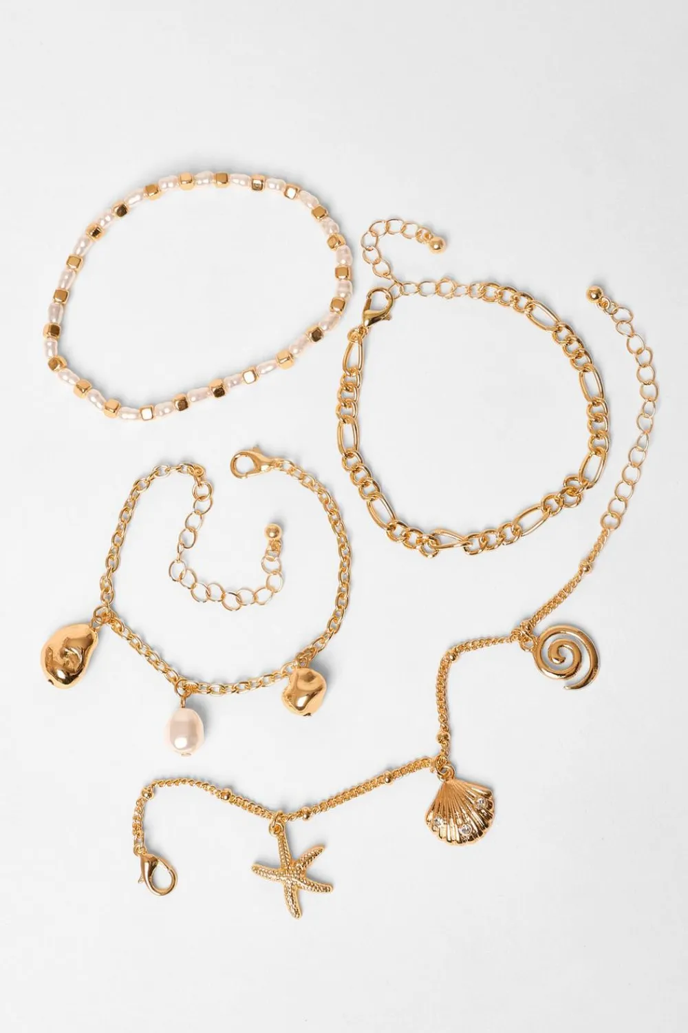Quiz Jewellery|Holiday Accessories>Gold Charm Bracelet