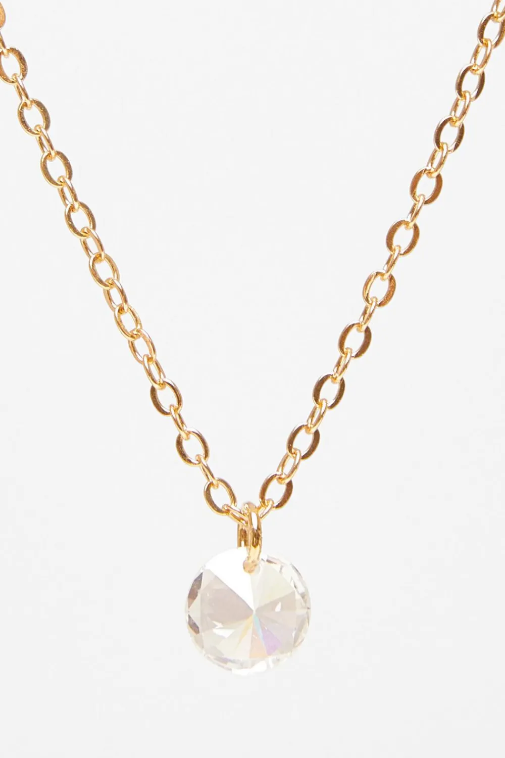 Quiz Wedding Accessories|Jewellery>Gold Circle Pendant Necklace