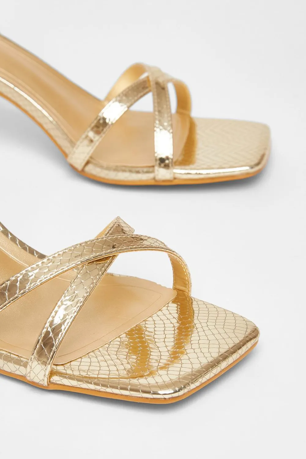 Quiz Heels|Prom & Ball>Cross Strap Flared Heel