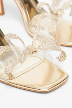 Quiz Sandals|Heels><noscript><img width=