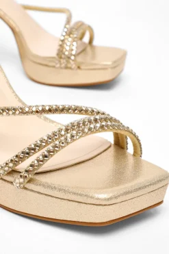 Quiz Shoe & Bag Sets|Platforms><noscript><img width=