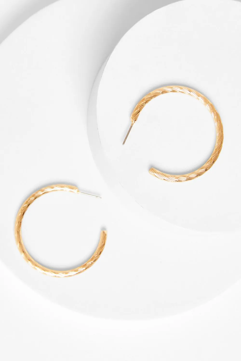 Quiz Jewellery|Holiday Accessories>Gold Large Twisted Hoop Earrings