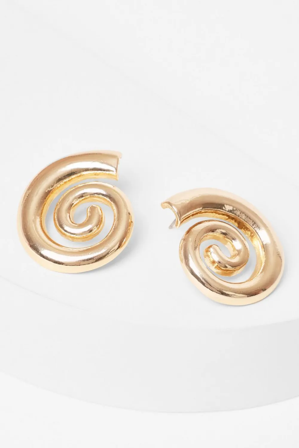 Quiz Jewellery|Holiday Accessories>Gold Swirl Earrings