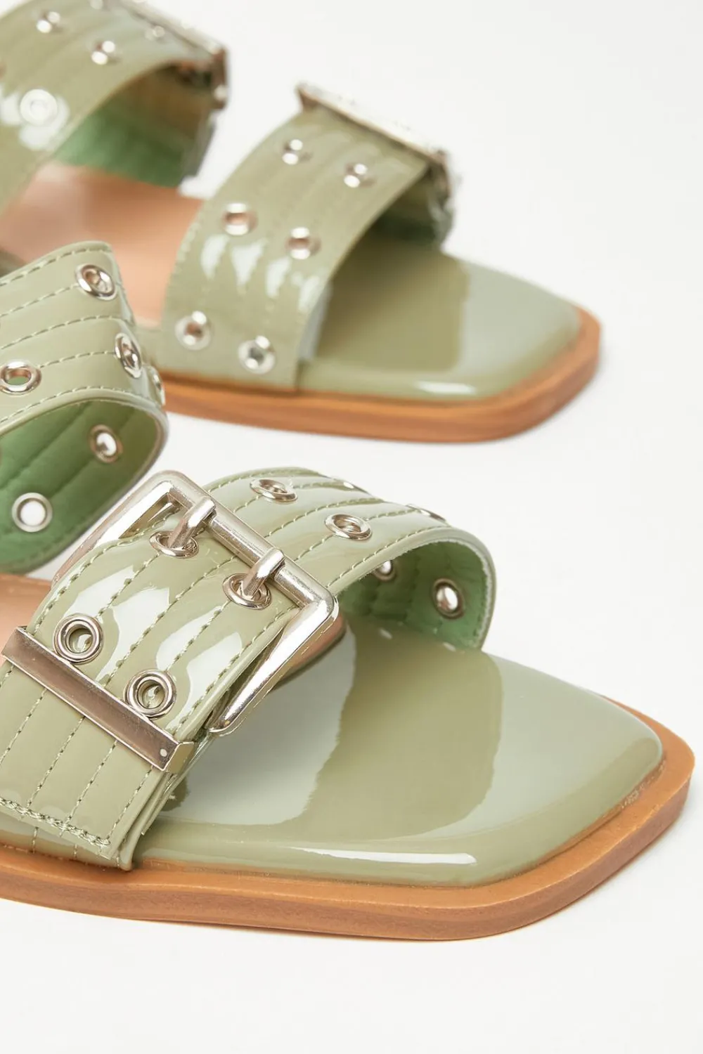 Quiz Sandals|Holiday Shoes>Buckle Flat Sandals