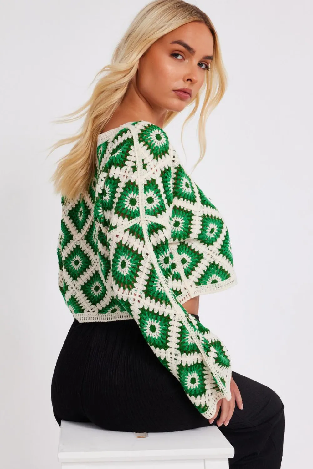 Quiz Summer Tops|Day Tops>Green Crochet Geometric Crop Top