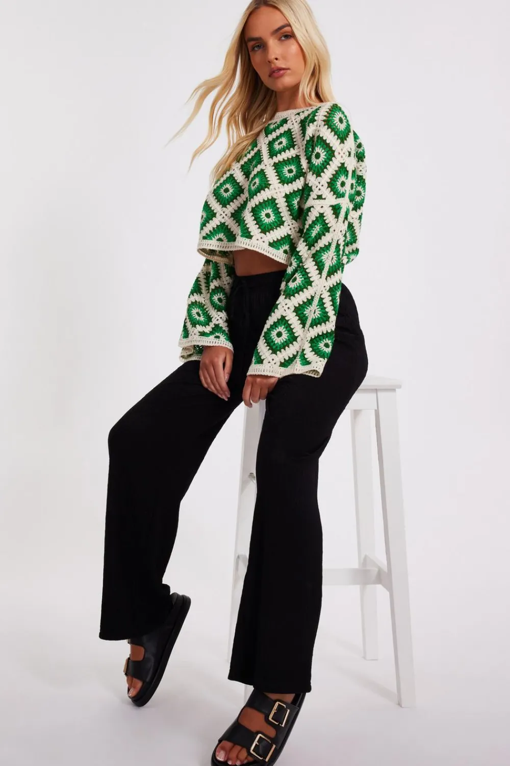 Quiz Summer Tops|Day Tops>Green Crochet Geometric Crop Top