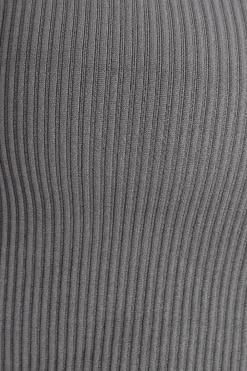 Quiz Day Tops|Crop Tops><noscript><img width=