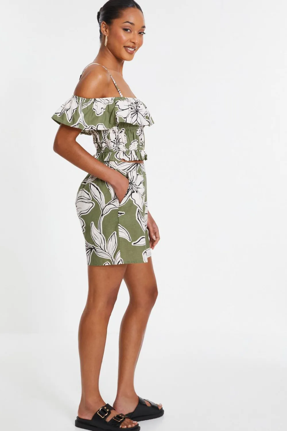 Quiz Shorts|Holiday>Khaki Tropical Print Shorts
