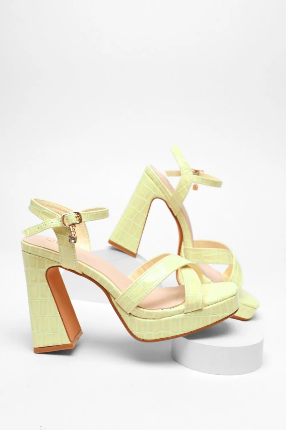 Quiz Shoe & Bag Sets|Platforms>Crocodile Cross Strap Platform Heeled Sandal