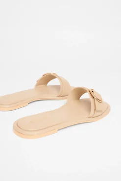 Quiz Sandals|Holiday Shoes><noscript><img width=