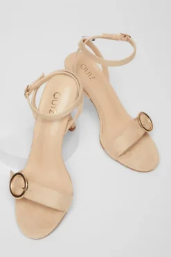 Quiz Sandals|Heels><noscript><img width=
