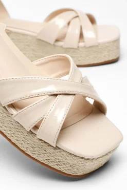 Quiz Wedges|Sandals><noscript><img width=