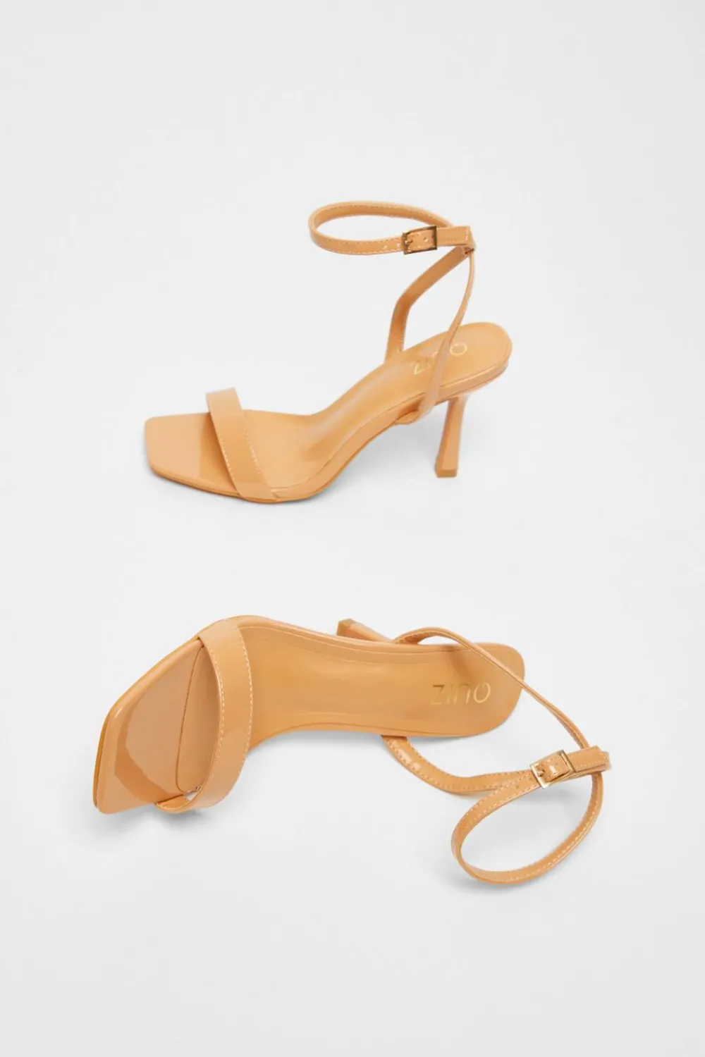 Quiz Sandals|Heels>Flared Heel Sandal